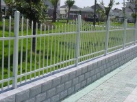 Steel Fence – Spear Picket Top and Flat Top